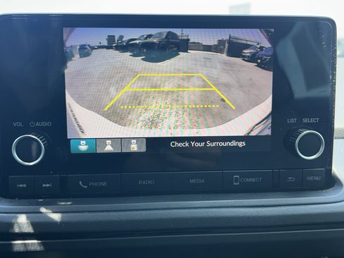 Used 2023 Honda Accord LX image 31