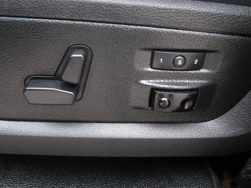 Used 2018 RAM 1500 Laramie AWD/4WD image 28