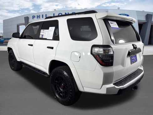 Used 2024 Toyota 4Runner TRD Off-Road Premium w/ Moonroof Package image 3