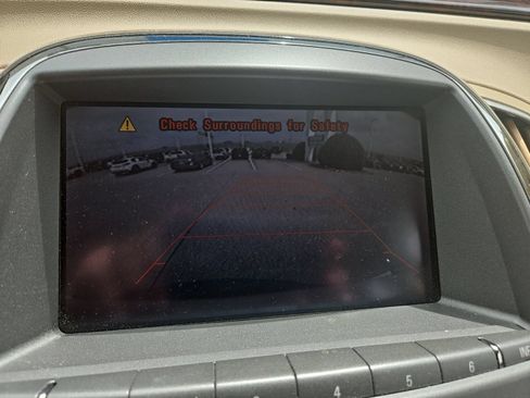 Used 2011 Buick LaCrosse CXL w/ Entertainment Package FWD image 17