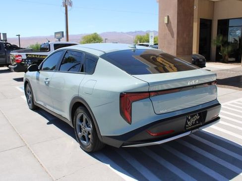Used 2025 Kia K4 FWD image 6