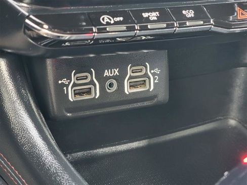 Certified 2024 Dodge Durango GT image 28