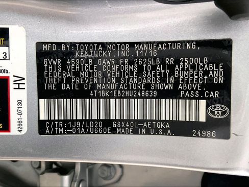 Used 2017 Toyota Avalon XLE image 30