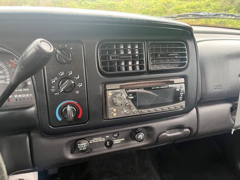 Used 1999 Dodge Dakota Sport RWD image 13
