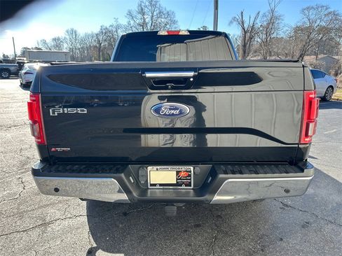 Used 2017 Ford F150 Lariat image 7