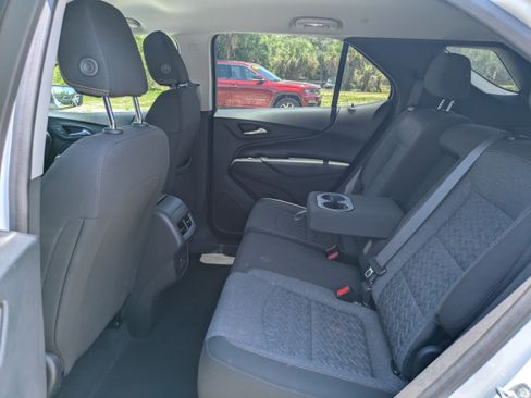 Used 2022 Chevrolet Equinox LT FWD image 13