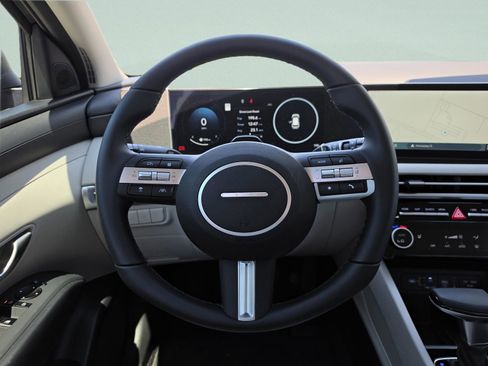 New 2026 Hyundai Tucson SEL FWD image 17