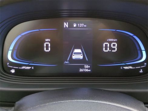 Certified 2024 Hyundai Venue SEL image 31