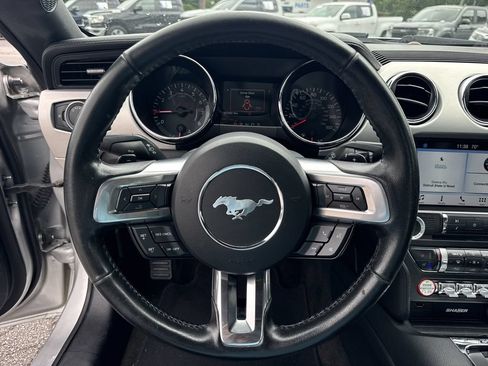 Used 2017 Ford Mustang Premium RWD image 21