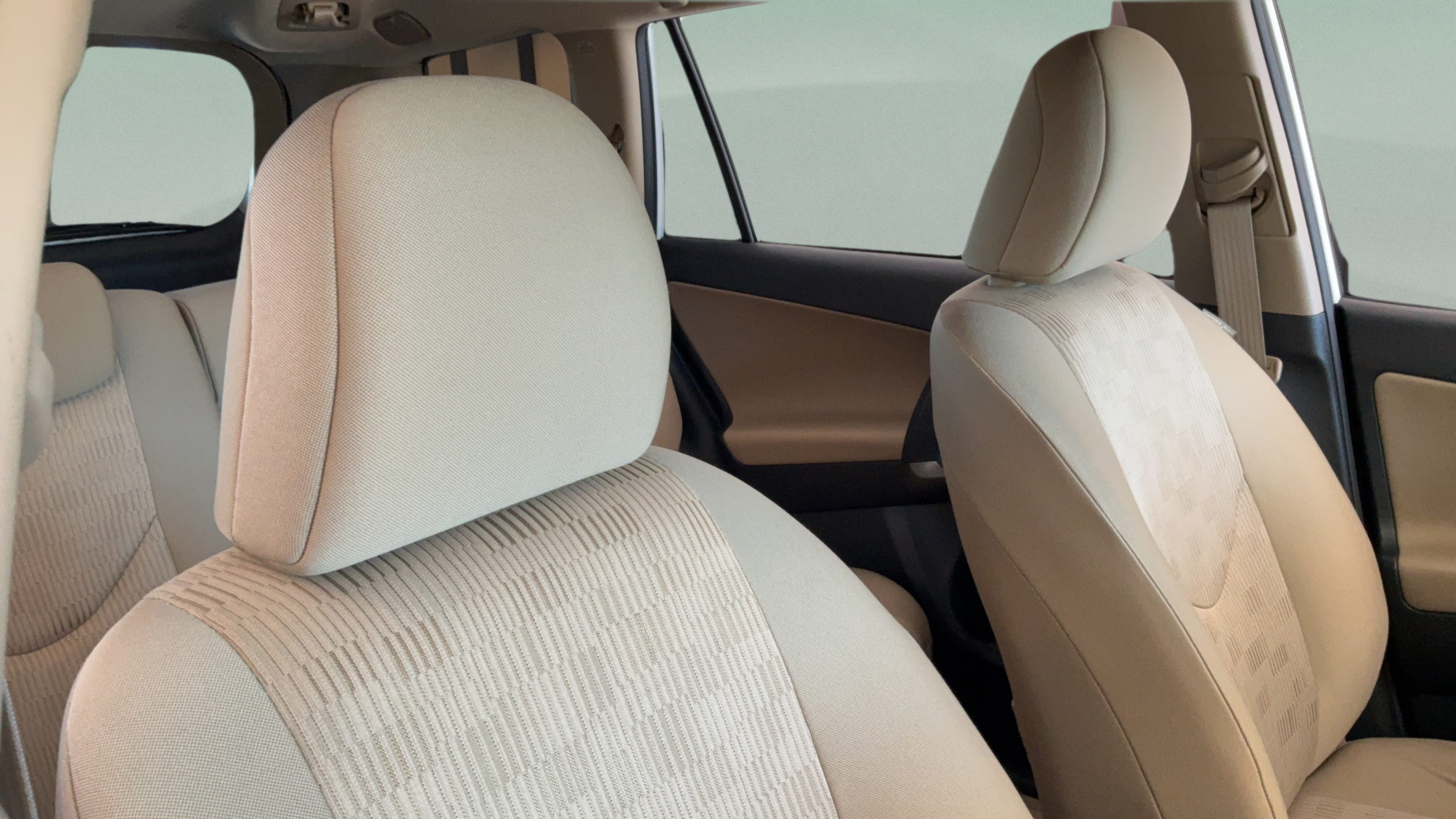Used 2011 Toyota RAV4 4WD w/ Base L4 Extra Value Pkg image 30