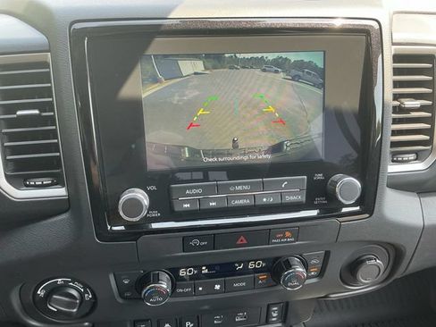Used 2024 Nissan Frontier SV w/ Hardbody Edition AWD/4WD image 21