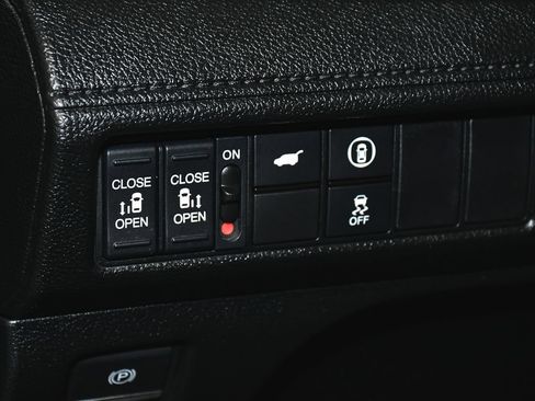 Used 2023 Honda Odyssey EX-L image 19
