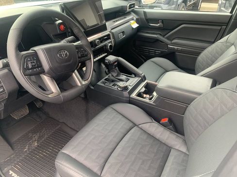 New 2026 Toyota Tacoma TRD Off-Road AWD/4WD image 10