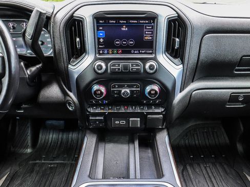 Used 2020 GMC Sierra 1500 SLT w/ SLT Premium Plus Package AWD/4WD image 35