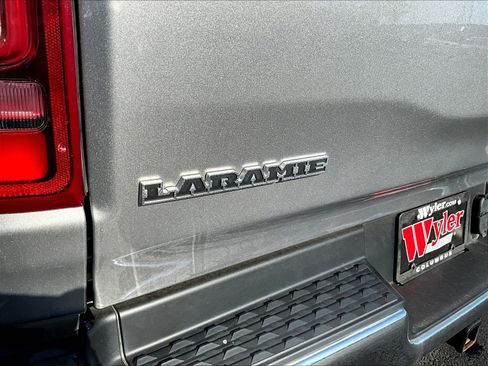 Used 2023 RAM 1500 Laramie AWD/4WD image 23