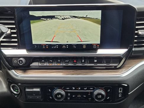 Used 2025 Chevrolet Silverado 1500 LT w/ Safety Package AWD/4WD image 18