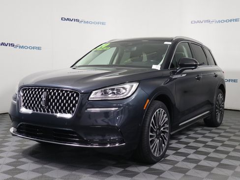 Used 2020 Lincoln Corsair Reserve w/ Equipment Group 202A image 11