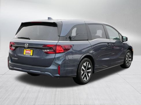 Certified 2026 Honda Odyssey EX-L image 7