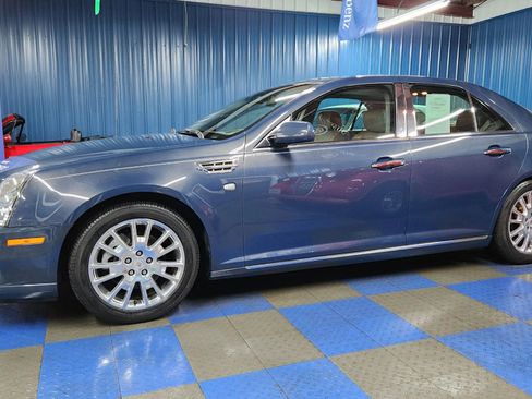 Used 2010 Cadillac STS image 75