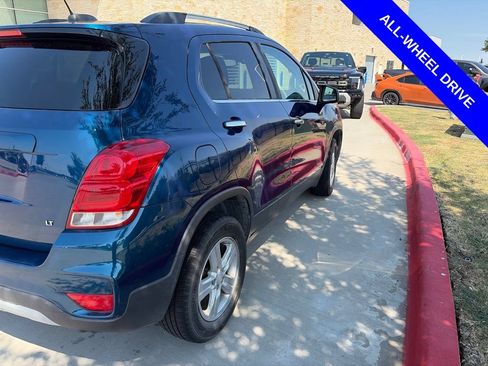 Used 2019 Chevrolet Trax LT w/ LT Convenience Package AWD/4WD image 7