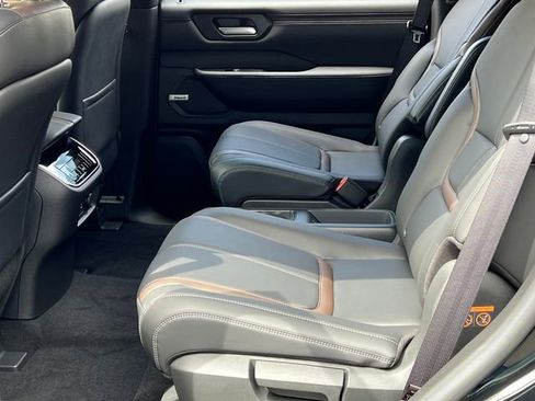 New 2026 Nissan Armada SL w/ Captain's Chari Seat Package AWD/4WD image 22