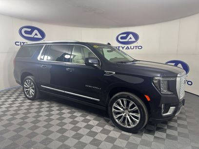 Used 2021 GMC Yukon XL Denali w/ Denali Premium Package