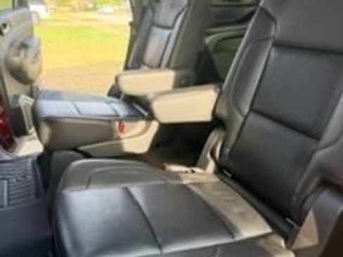 Used 2018 Chevrolet Tahoe LT image 8