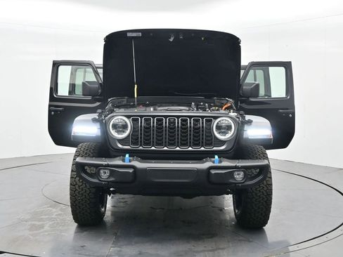Used 2025 Jeep Wrangler Unlimited Rubicon 4xe w/ Steel Bumper Group AWD/4WD image 37