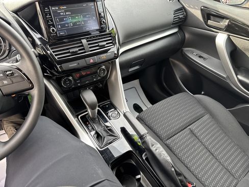 Used 2025 Mitsubishi Eclipse Cross ES image 22
