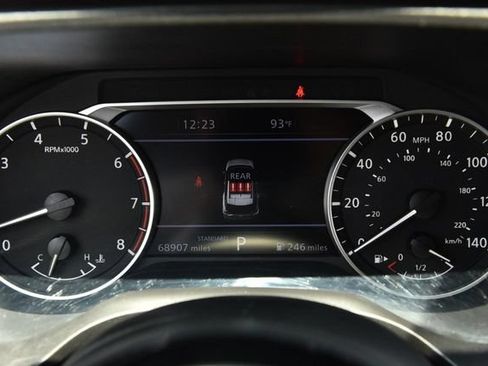 Used 2023 Nissan Rogue SL w/ SL Premium Package FWD image 12