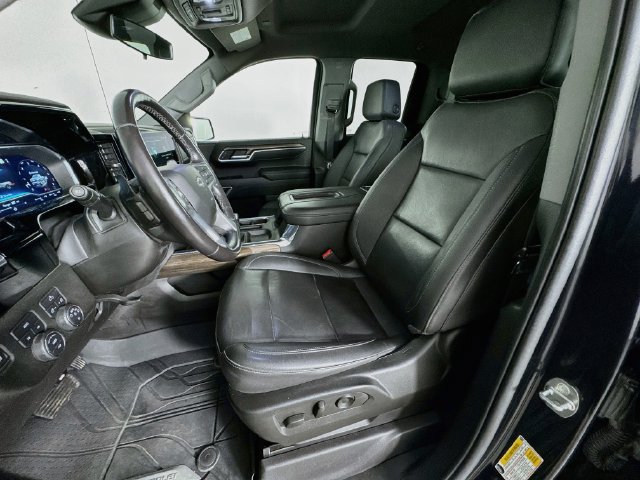 Used 2022 Chevrolet Silverado 1500 RST w/ Convenience Package II AWD/4WD image 25