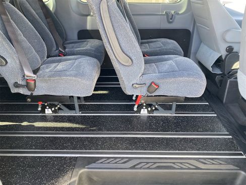 Used 2017 Ford Transit 150 XLT image 15