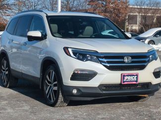 Used 2017 Honda Pilot Touring video 3