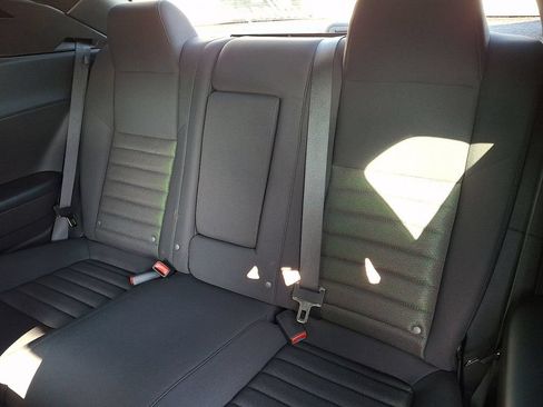 Used 2010 Dodge Challenger R/T RWD image 11