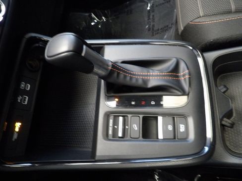 Used 2024 Honda CR-V Sport image 32