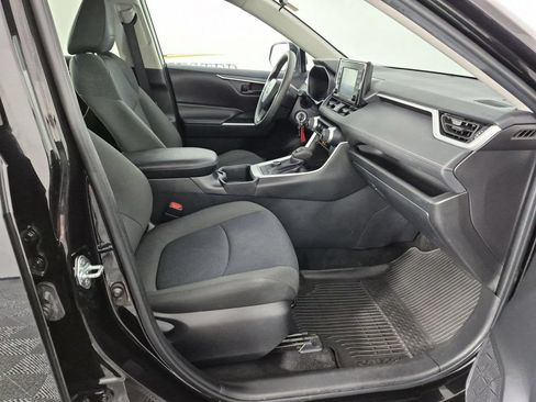 Used 2022 Toyota RAV4 LE AWD/4WD image 37