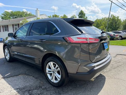 Used 2019 Ford Edge SEL w/ Equipment Group 201A AWD/4WD image 4