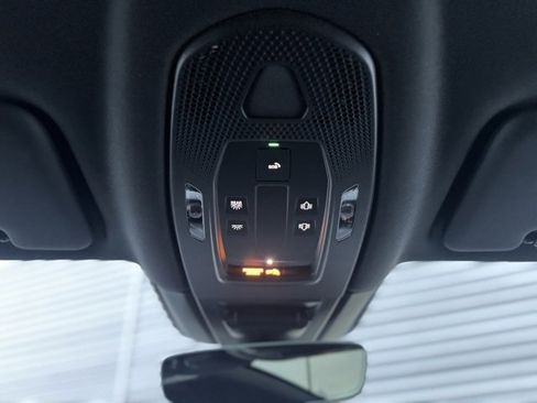 Certified 2024 Porsche Cayenne Coupe image 30