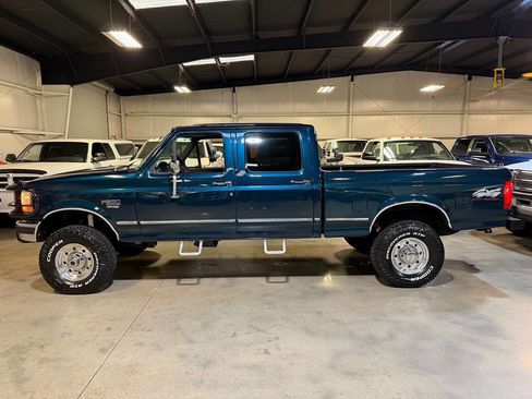 Used 1997 Ford F250 4x4 Crew Cab Heavy Duty image 3