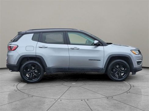 Certified 2018 Jeep Compass Latitude image 13