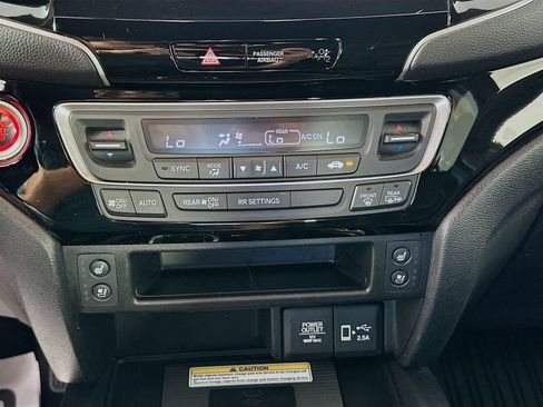 Used 2019 Honda Passport Elite image 16