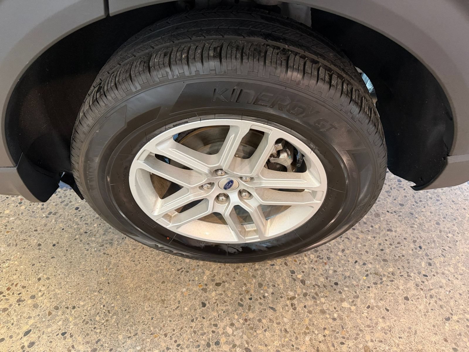 Used 2026 Ford Explorer Active AWD/4WD image 31