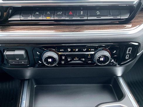 New 2026 Chevrolet Silverado 1500 LT Trail Boss w/ Convenience Package II image 18