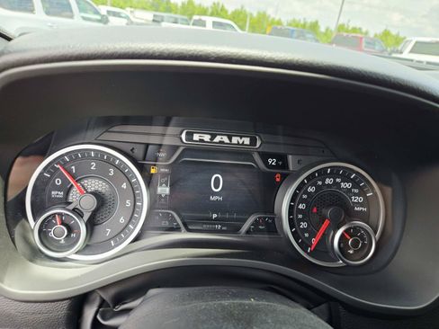 New 2026 RAM 1500 Express AWD/4WD image 24
