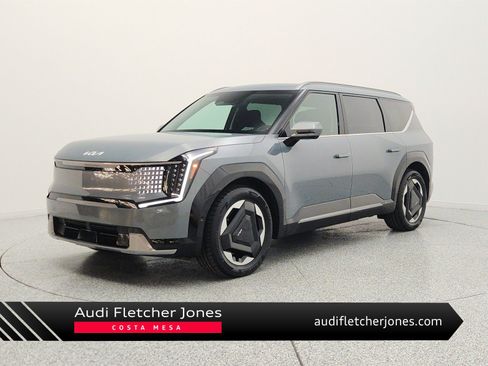 Used 2024 Kia EV9 Land AWD/4WD image 1