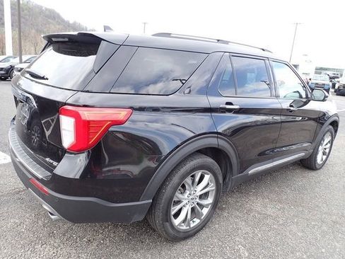 Used 2021 Ford Explorer Limited w/ Equipment Group 301A image 6