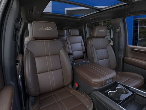 New 2026 Chevrolet Suburban High Country AWD/4WD image 40