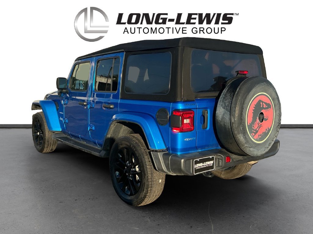 Used 2021 Jeep Wrangler Unlimited Sahara AWD/4WD image 4