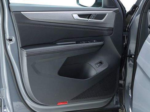 New 2026 Volkswagen Atlas Cross Sport SE image 56