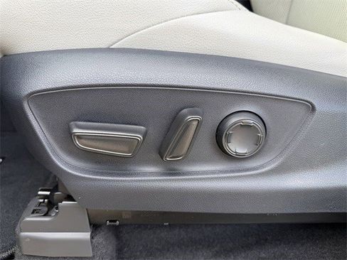 New 2026 Toyota Tacoma Limited image 28